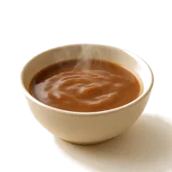 hausgemachte Fleischbrühe (oder Rinderconsommé)